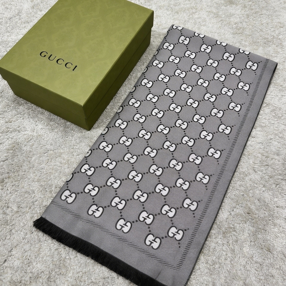 GUCCI GG Monogram Jacquard Wool Scarf